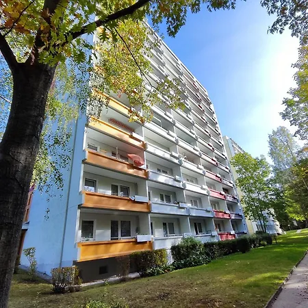 Mit Bodengleicher Dusche, 170m Bis Zur Bahnhaltestelle Linie 5, Wlan *